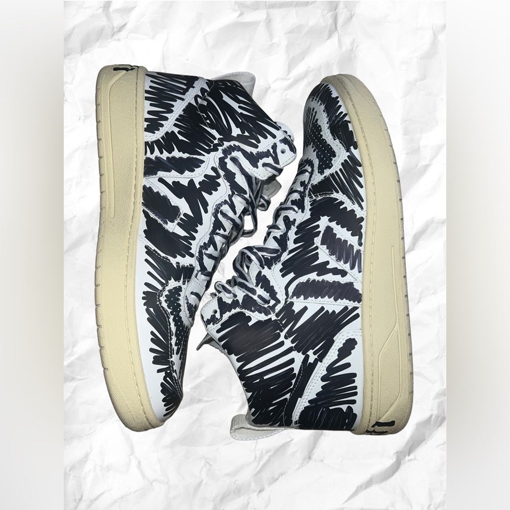 Veja X Marni White and Black Sneakers - Picture 6 of 12